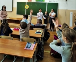 А ну-ка, девочки!