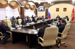 Губернатор поставил задачу усилить борьбу с последствиями мощного снегопада